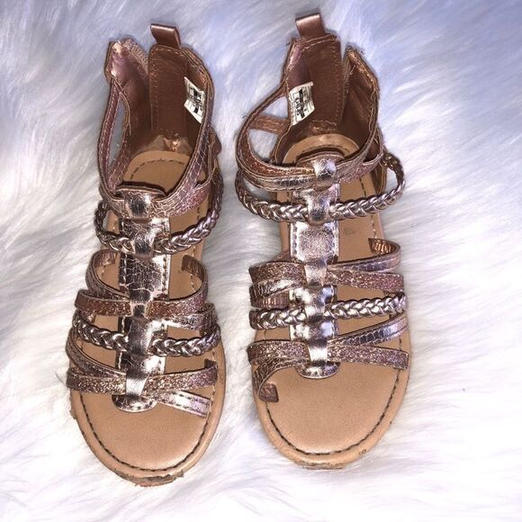 Bundle of 4 Item Girls Toddler, Shoes, Top, Jeans - Picture 2 of 12